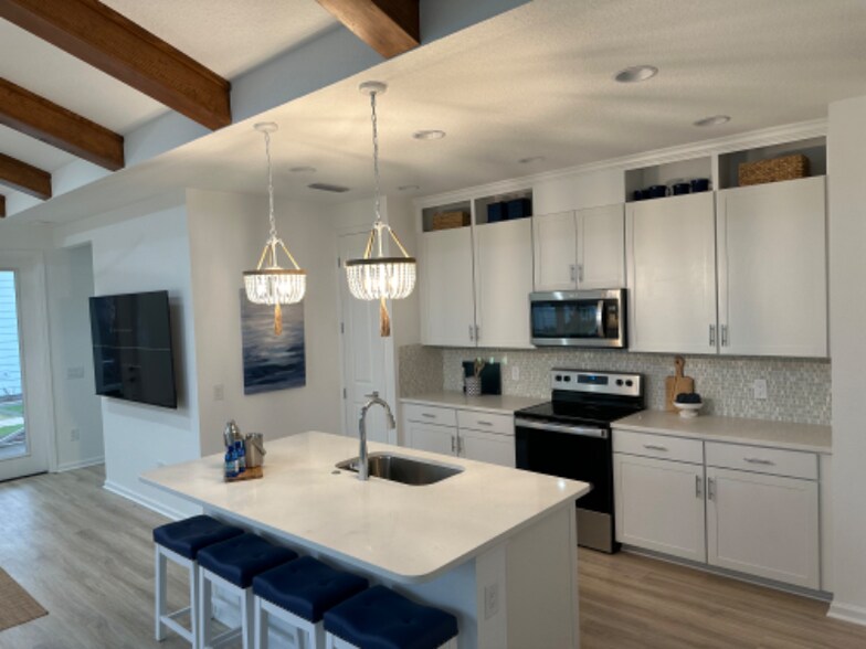 Building Photo - 8982 Coral Reef Wy