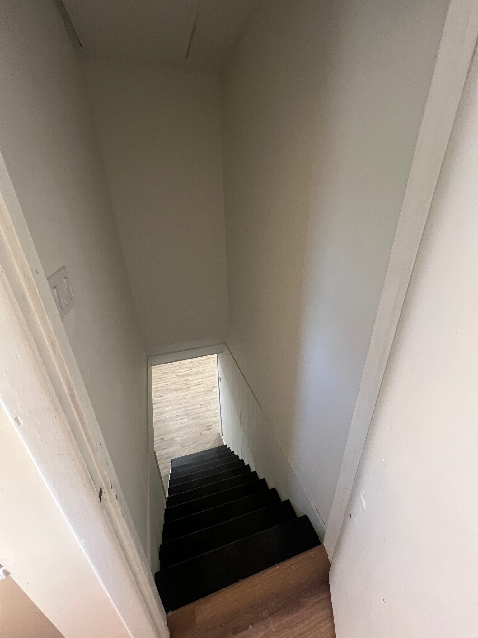 Building Photo - 436 Brook St