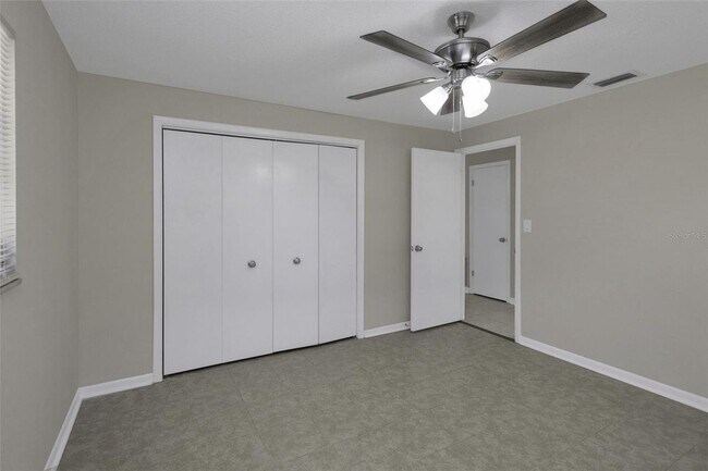 Building Photo - 1230 Amble Ln