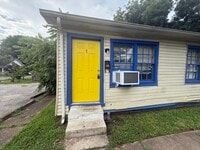 Building Photo - 125 N Fairgrounds St
