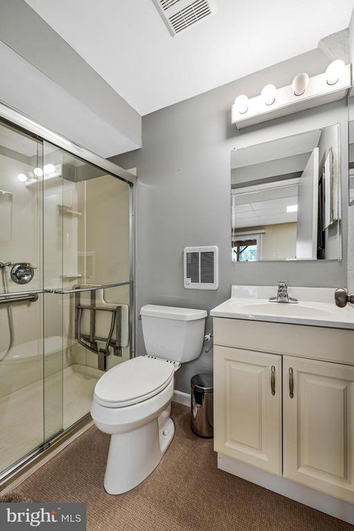 Building Photo - 1016 Trinity Gate St