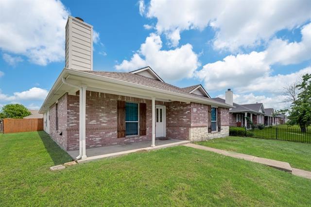 Building Photo - 9701 Brierwood Ln