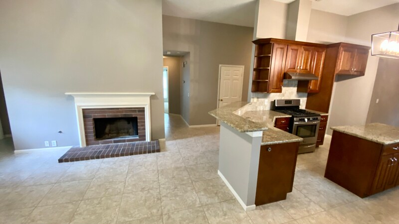 Building Photo - 3130 Birchleaf Dr