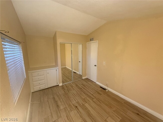 Building Photo - 5533 Wheatfield Dr