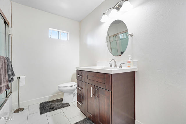 Building Photo - 2779 Fyler Pl
