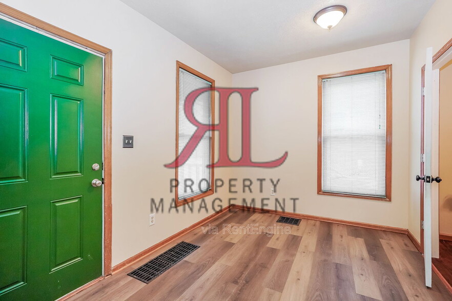 Building Photo - 1104 Pennsylvania Ave