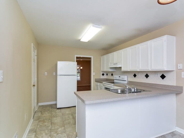 Building Photo - 3626 Spring Meadow Ct