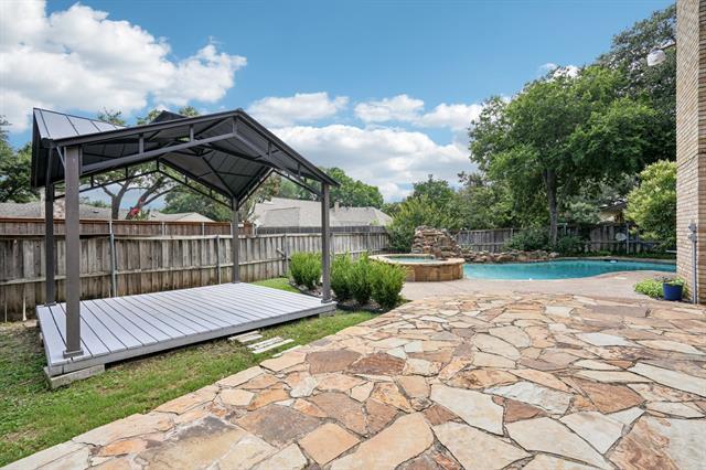 Building Photo - 4016 Willow Ridge Dr