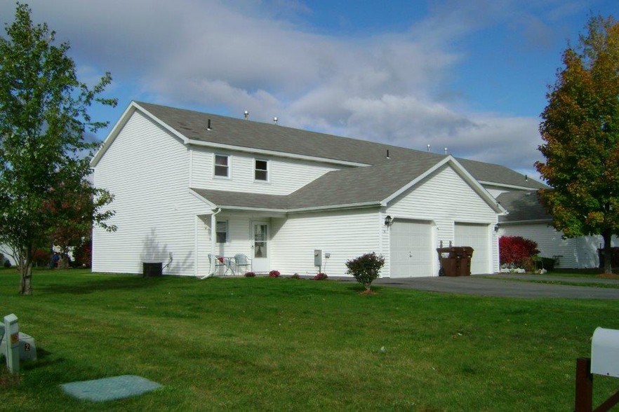 Building Photo - Elm Estates