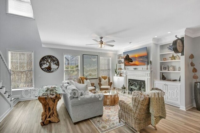 Building Photo - 147 Palm Cove Way