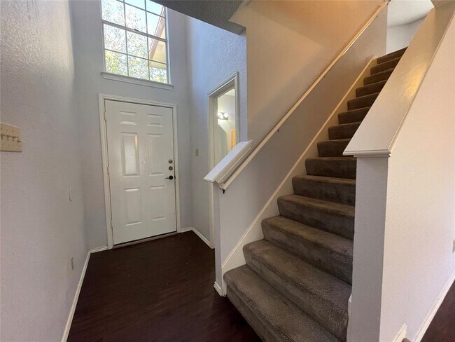 Building Photo - 14009 Maricella Ln