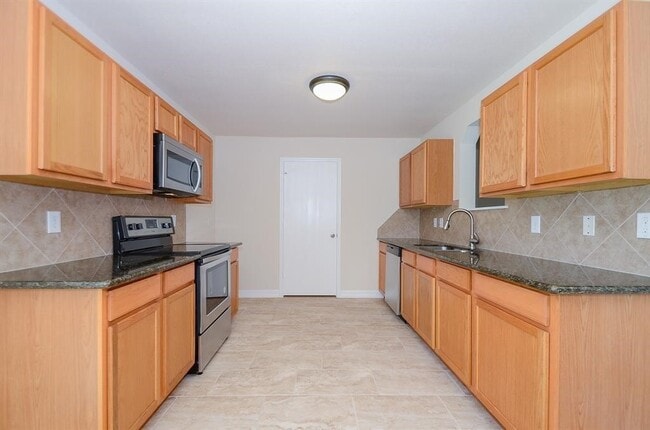 Building Photo - 2603 Kenwich Oaks Ln