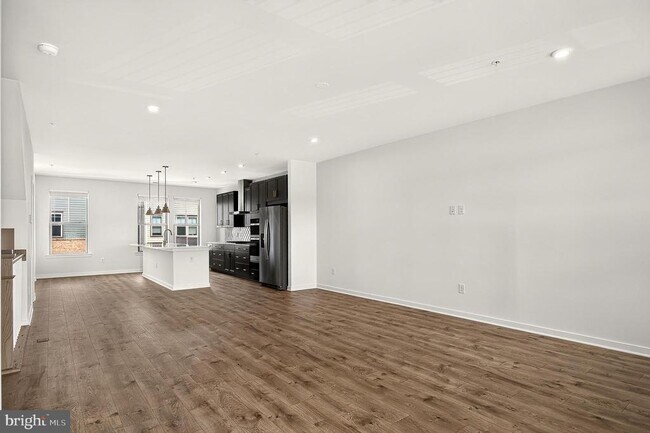 Building Photo - 20957 Bluebird Sq