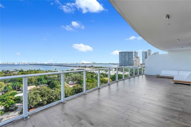 Building Photo - 4250 Biscayne Blvd