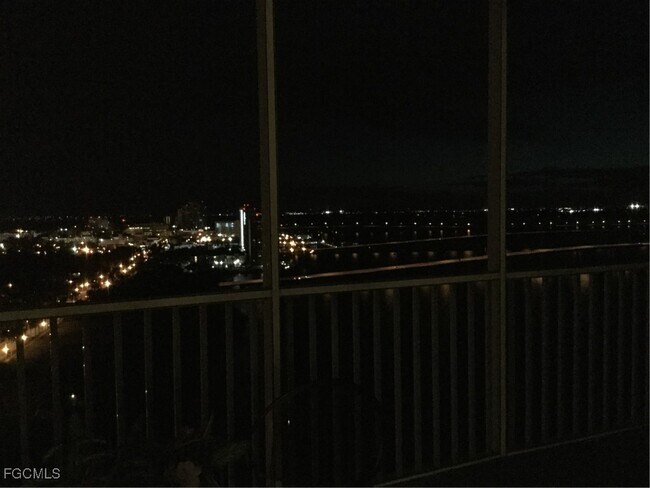 Building Photo - 2743 First St