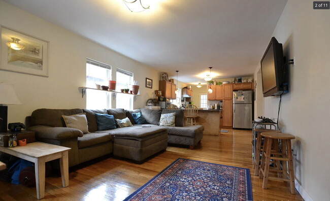 Primary Photo - 216 Arlington St