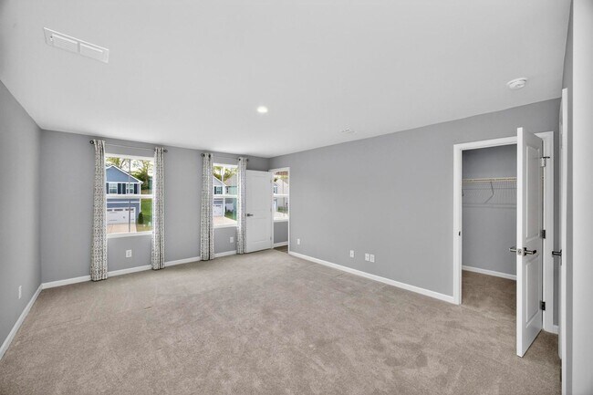 Building Photo - 3004 Red Fox Rdg