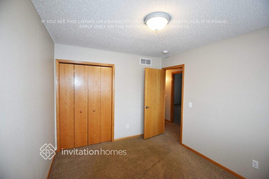 Building Photo - 13747 214th Ave NW