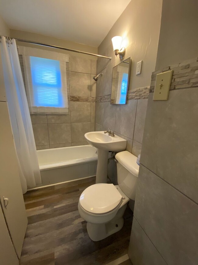 Building Photo - Italian Estates Property Management