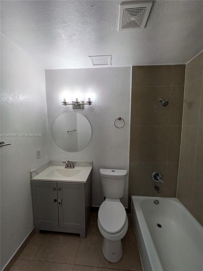 Building Photo - 5820 NW 14th Ct