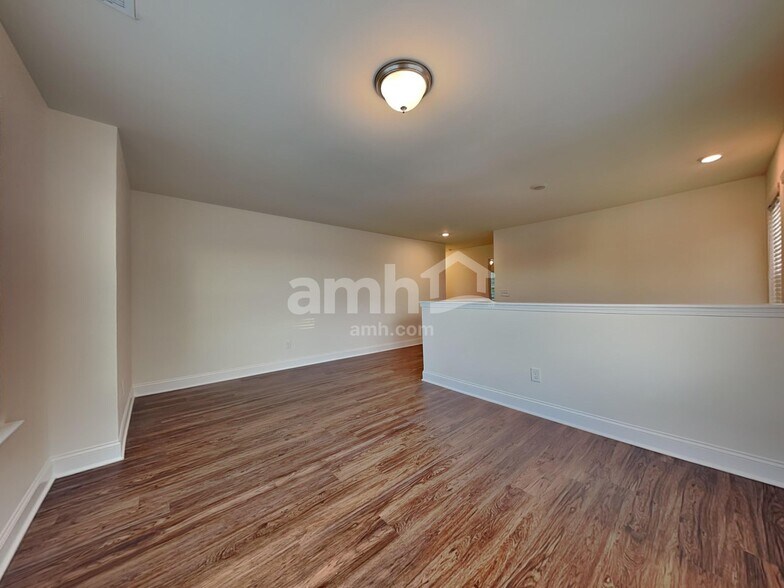 Building Photo - 1120 Ashlyn Ct