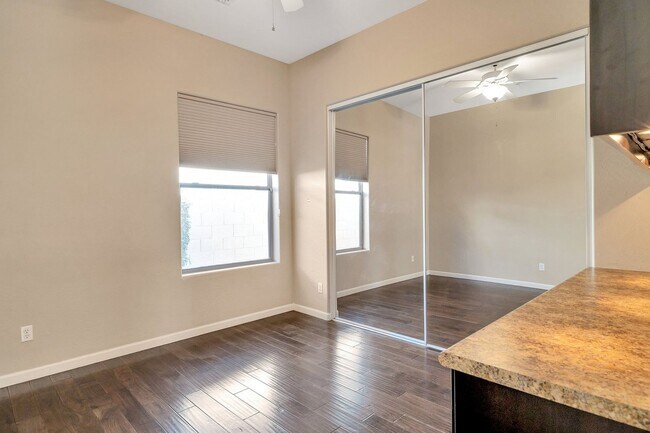 Building Photo - Stunning 4-bedroom, 3-bathroom home located in the desirable Scottsdale, AZ with a Casita! *RENT ...