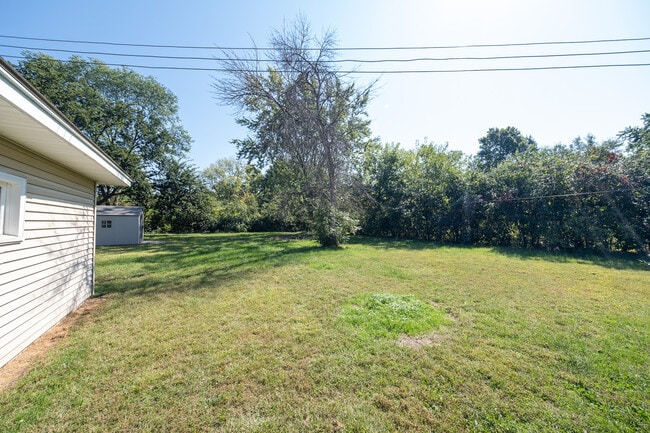 Building Photo - 4689 Morris Ln