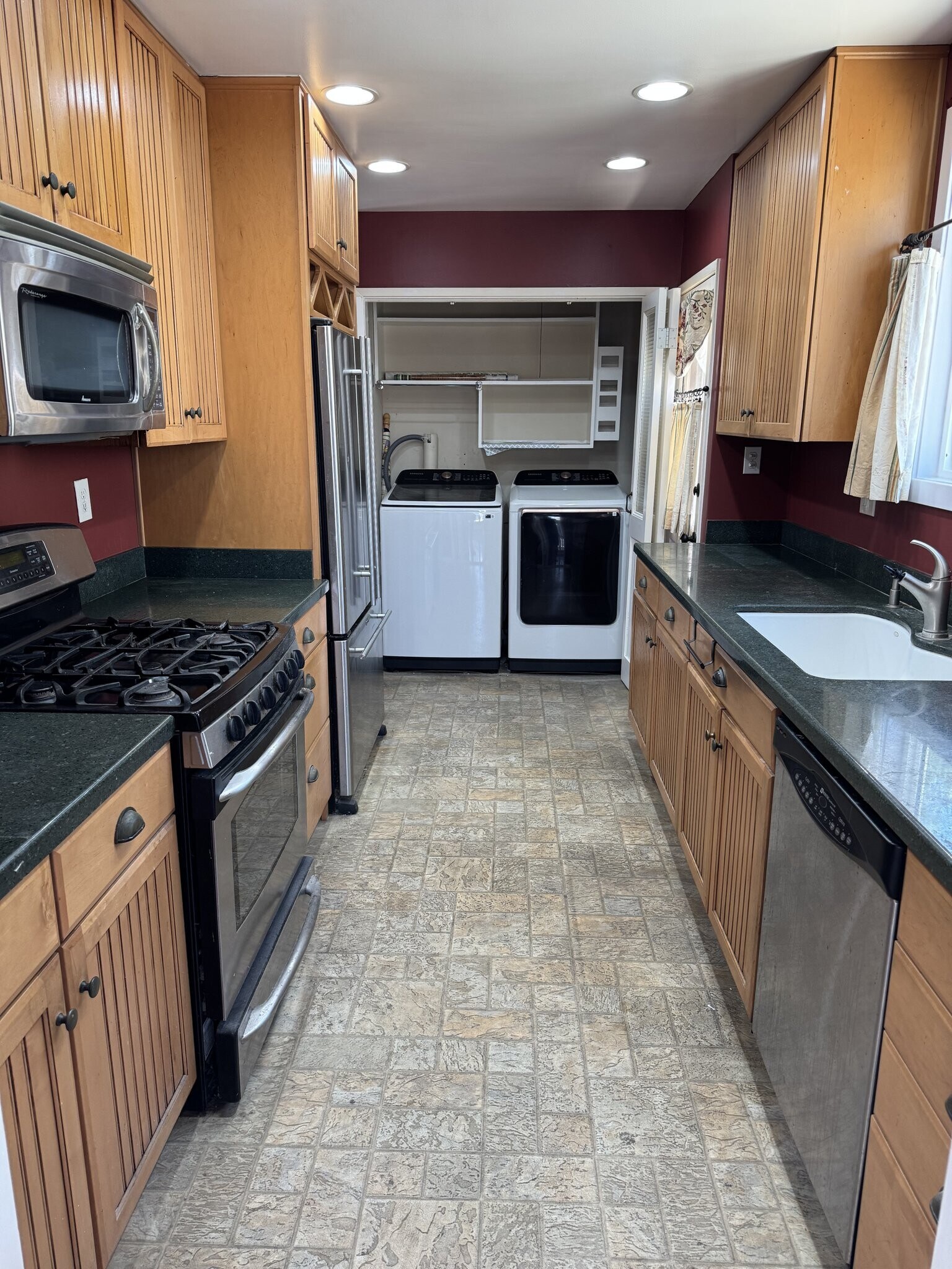 Building Photo - 15216 Cimarron Ave