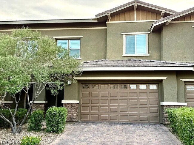Building Photo - 5707 Garriga Dr