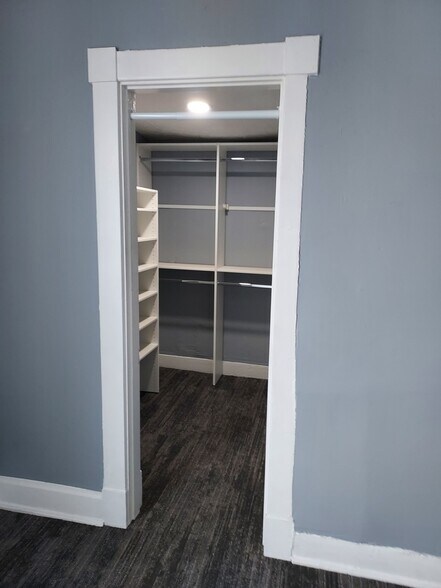 walk in closet - 413 Locust St