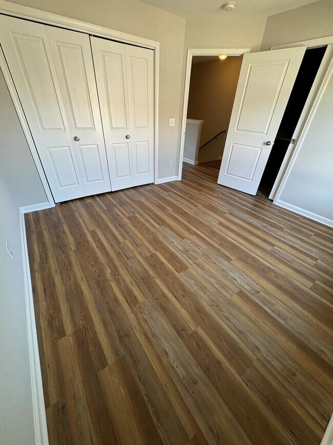 Building Photo - FIRST MONTH FREE with a 24-month lease and signed by 4/15/26