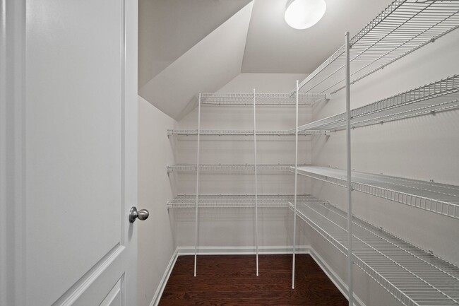 Building Photo - This Almost New Construction home, with 5 bedrooms & 4 baths