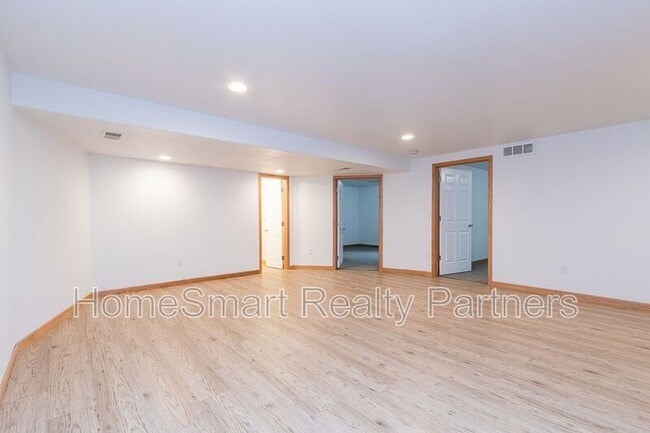 Building Photo - 6708 Sage Ave