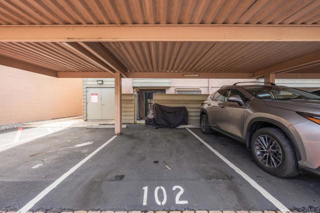 Building Photo - 3140 Midway Dr