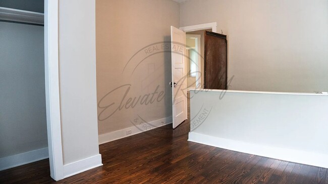 Building Photo - Charming 3-Bedroom Home with a Basement in...