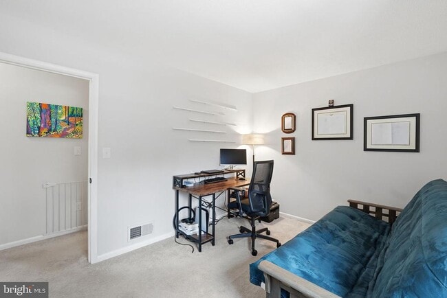 Building Photo - 2207 Victor Ct