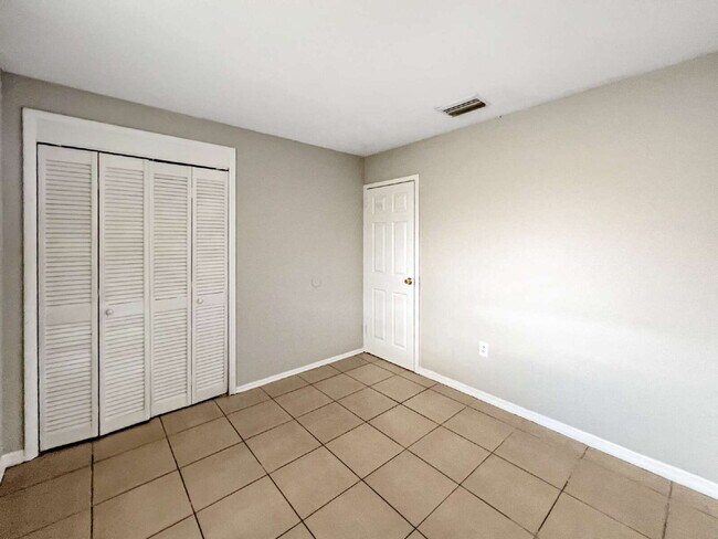 Building Photo - 9861 Orange River Blvd