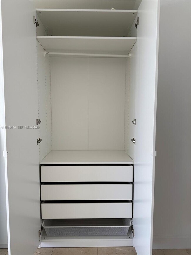 Building Photo - 6365 Collins Ave