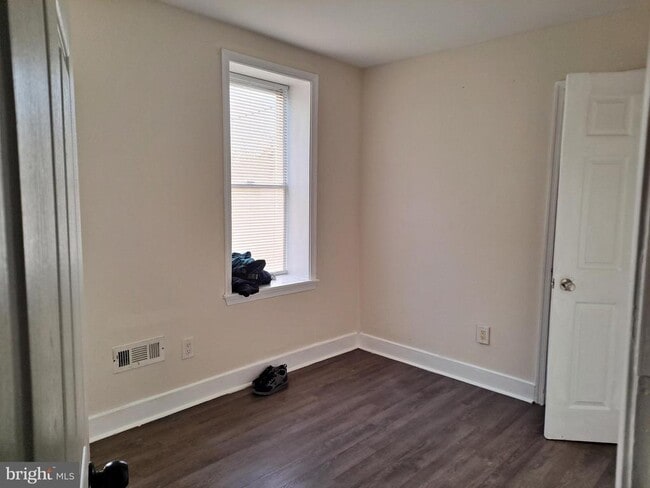 Building Photo - 1100 Green St