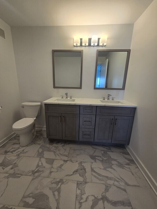 Building Photo - Be the first to occupy this renovated 2-bedroom & 2 full bathrooms condominium with lots of ameni...