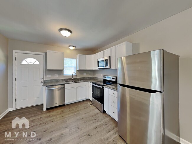 Building Photo - 3400 1st Ave