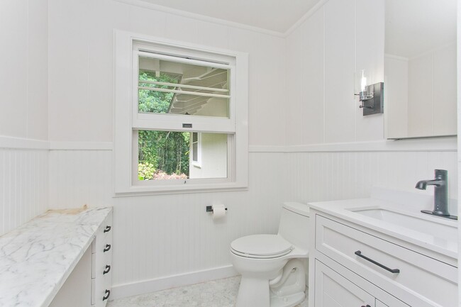Building Photo - 3125 Huelani Pl