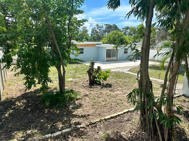 Building Photo - 5224 100th Way N