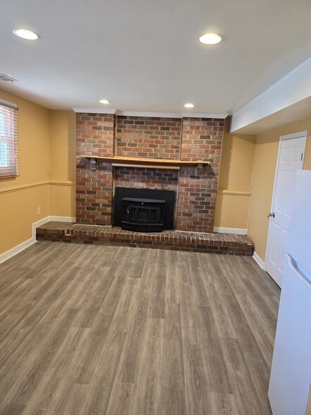 Building Photo - 8604 Briarwood Ct