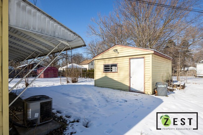 Building Photo - Charming 3-Bedroom Ranch Home