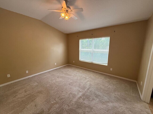 Building Photo - 3/2.5 Winter Garden Townhouse