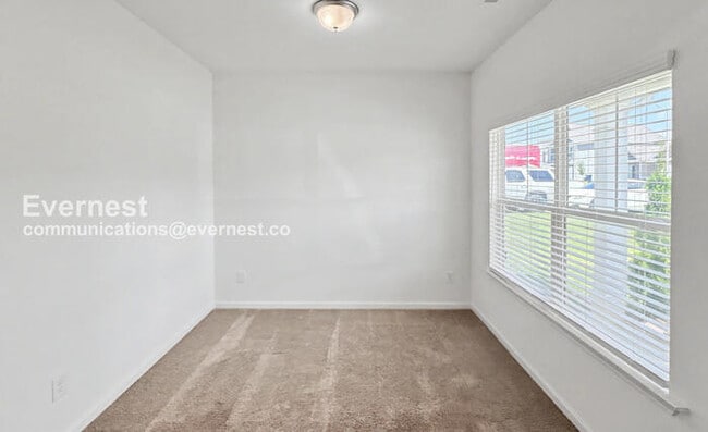 Building Photo - 104 Emma Grace Ln