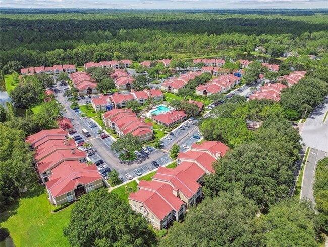 Building Photo - 9481 Highland Oak Dr