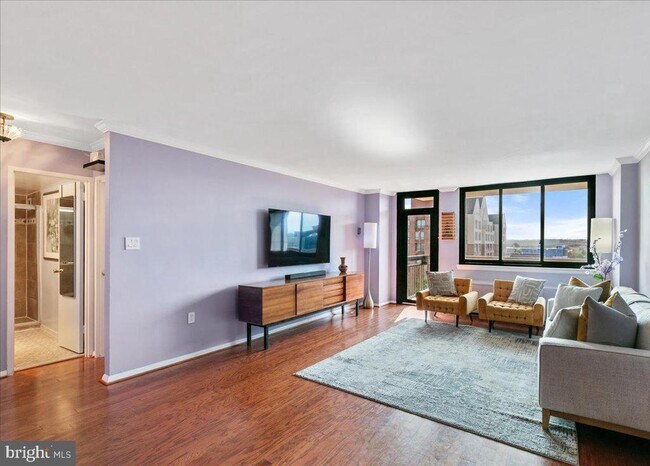 Building Photo - 801 N Pitt St