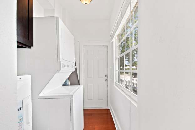 Building Photo - 646 33rd St